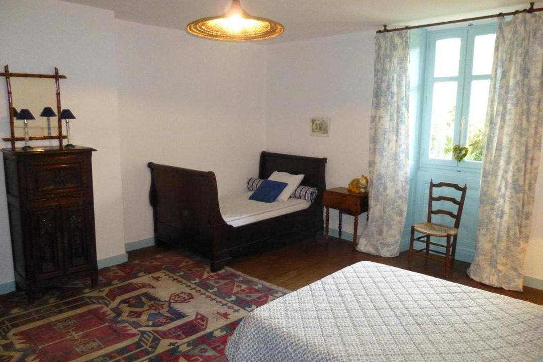 Photo of Bedroom in Mignaloux-Beauvoir