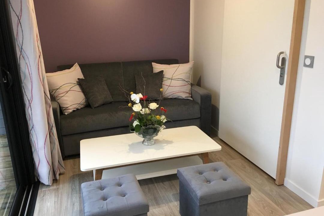 Photo of Others in Lhommaize