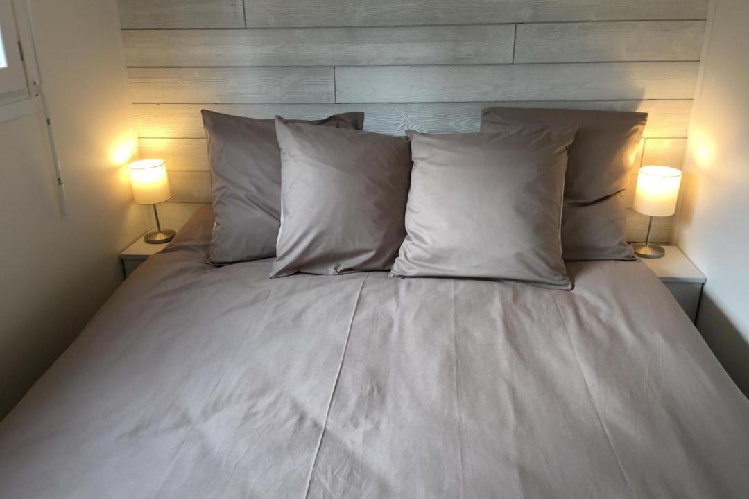 Photo of Others in Lhommaize