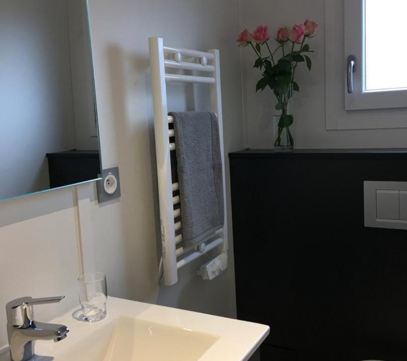 Photo of Others in Lhommaize