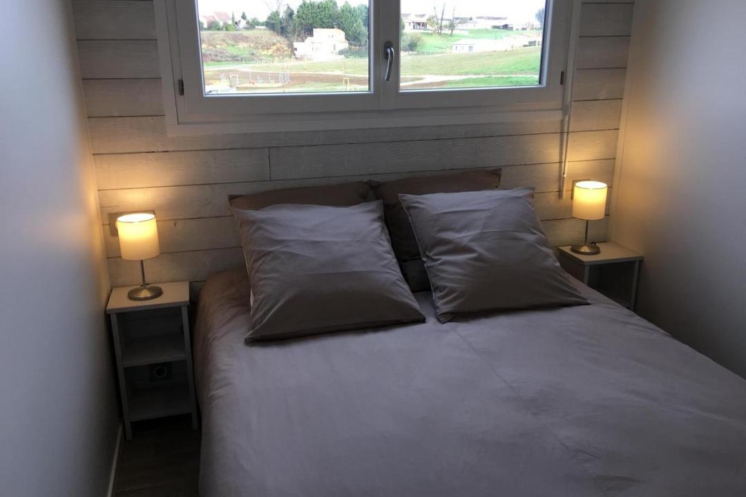 Photo of Others in Lhommaize