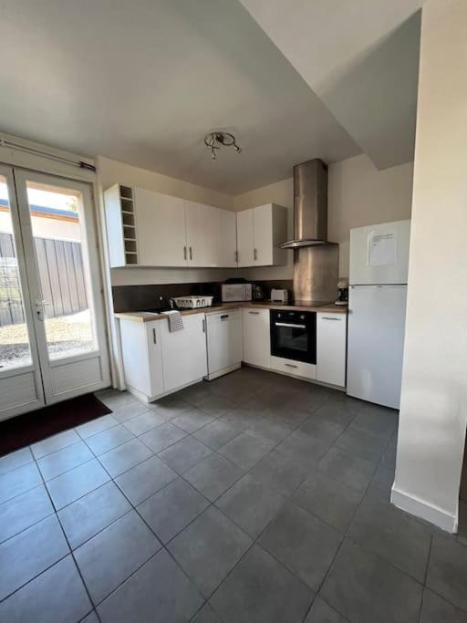 Photo of Kitchen in Neuille-Pont-Pierre