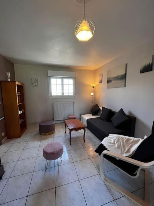 Photo of Livingroom in Neuille-Pont-Pierre