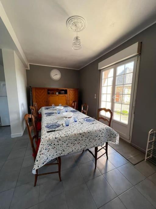 Photo of Bedroom in Neuille-Pont-Pierre