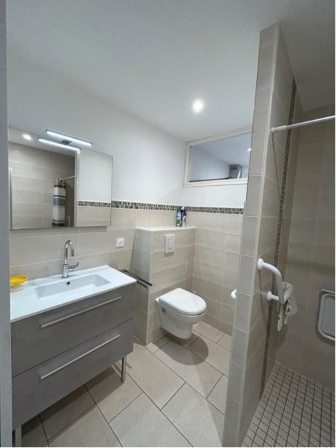 Photo of Others in Epineuil-le-Fleuriel