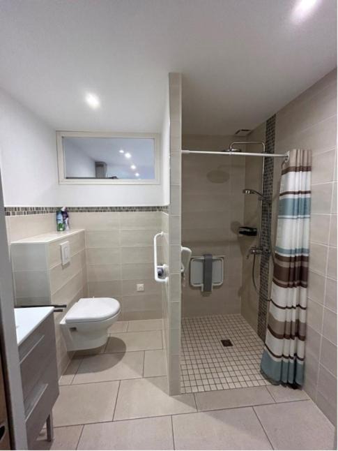 Photo of Others in Epineuil-le-Fleuriel