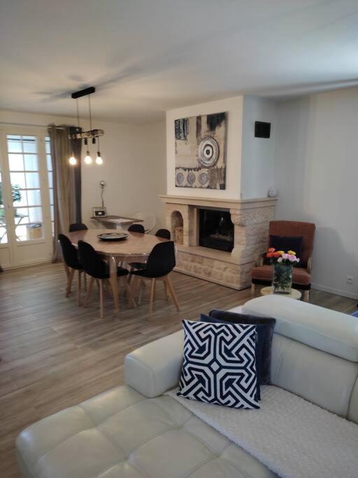 Photo of Livingroom in Saint-Martin-de-Valgalgues