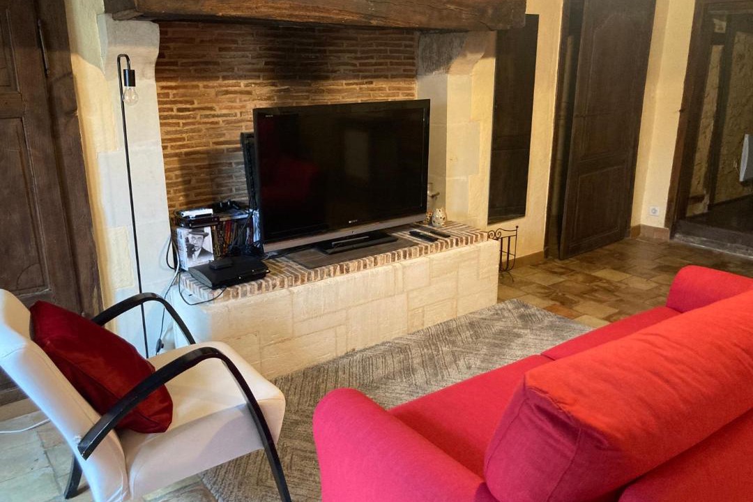 Photo of Others in Lombron