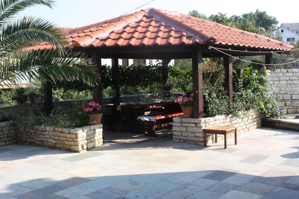 Photo of Others in Molat
