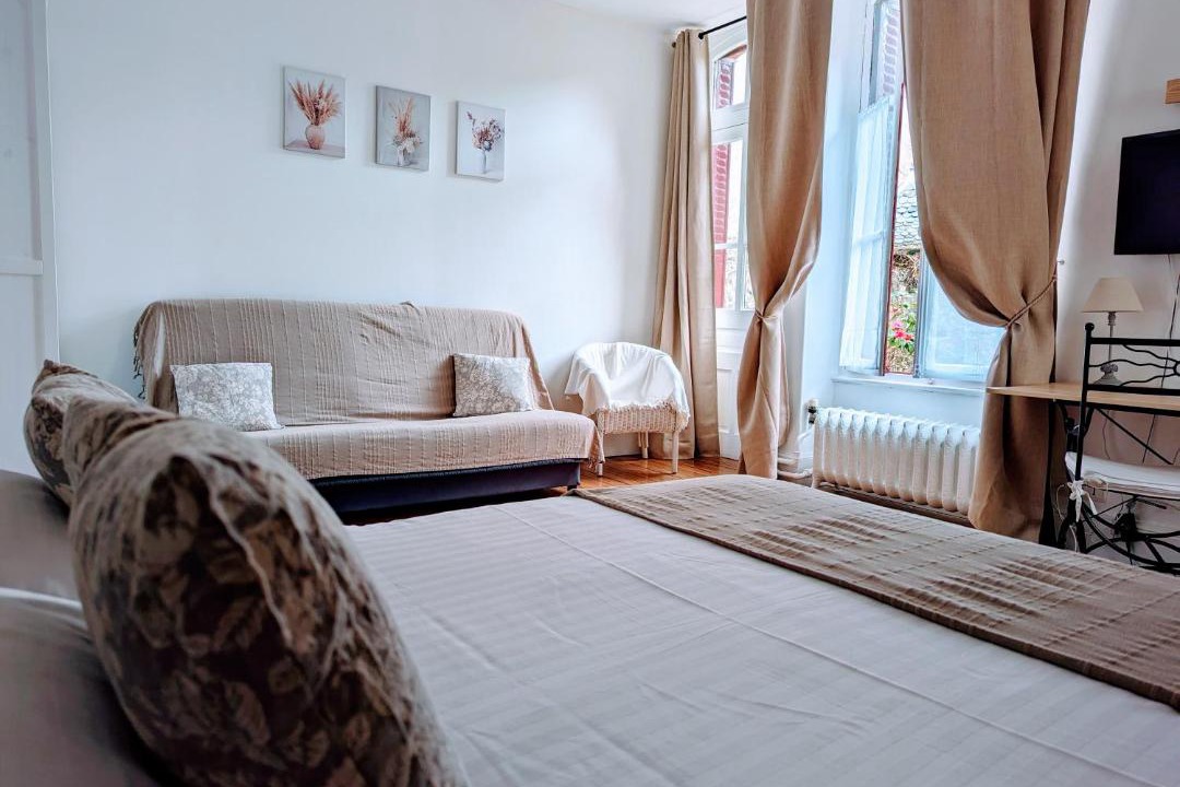 Photo of Others in Bourbon-Lancy