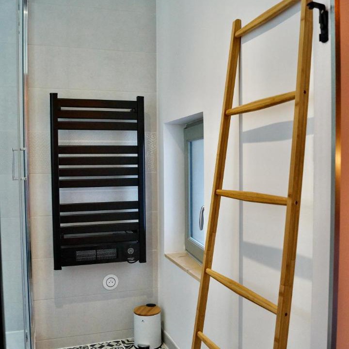 Photo of Others in Crest