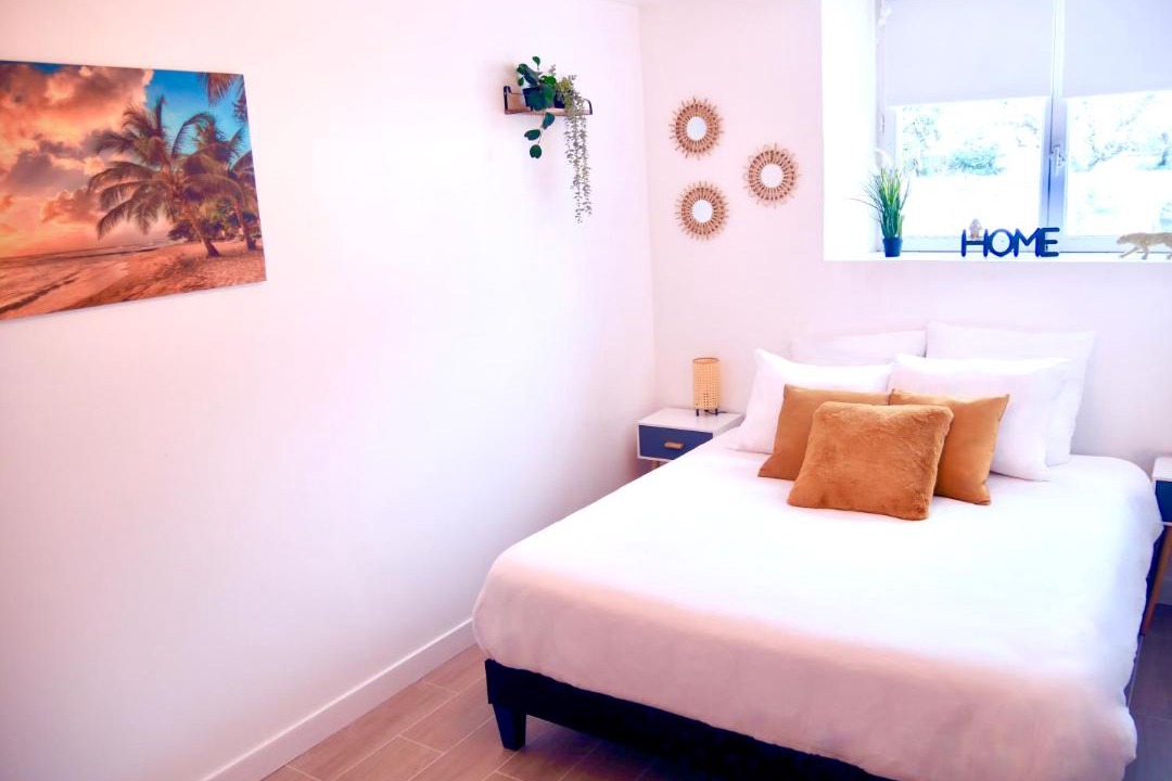 Photo of Bedroom in Sens