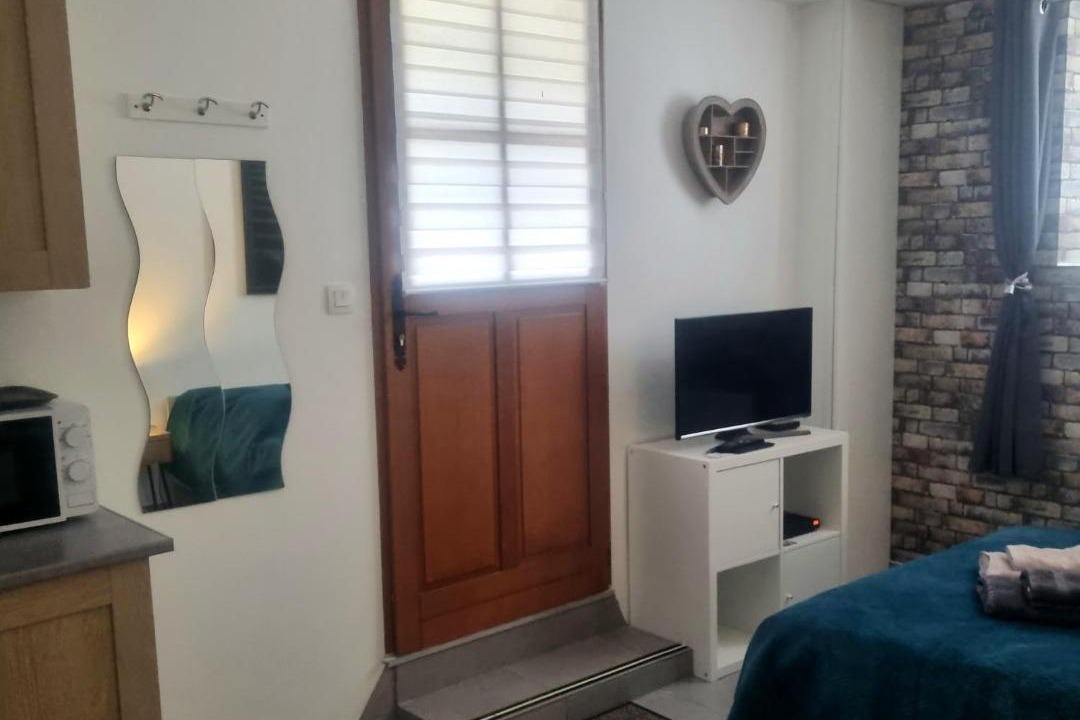 Photo of Bedroom in Montfort-l'Amaury