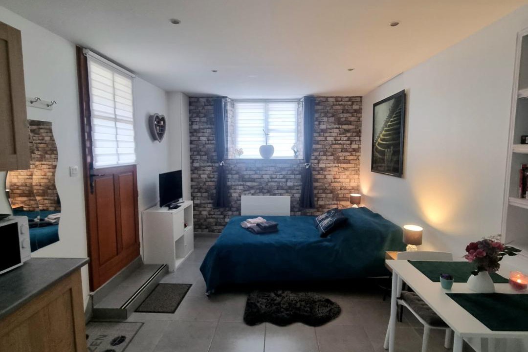 Photo of Bedroom in Montfort-l'Amaury