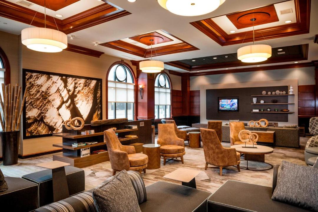 Photo of Livingroom in Downtown