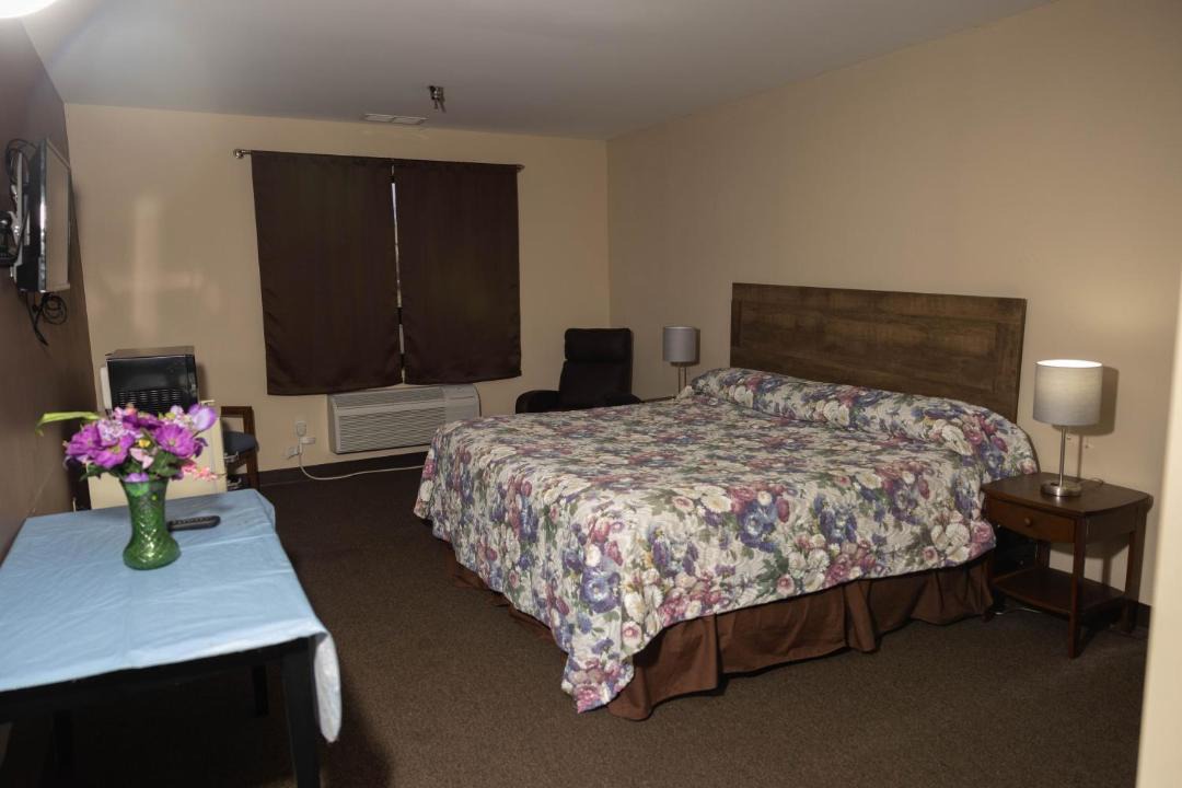 Photo of Bedroom in Moundsville