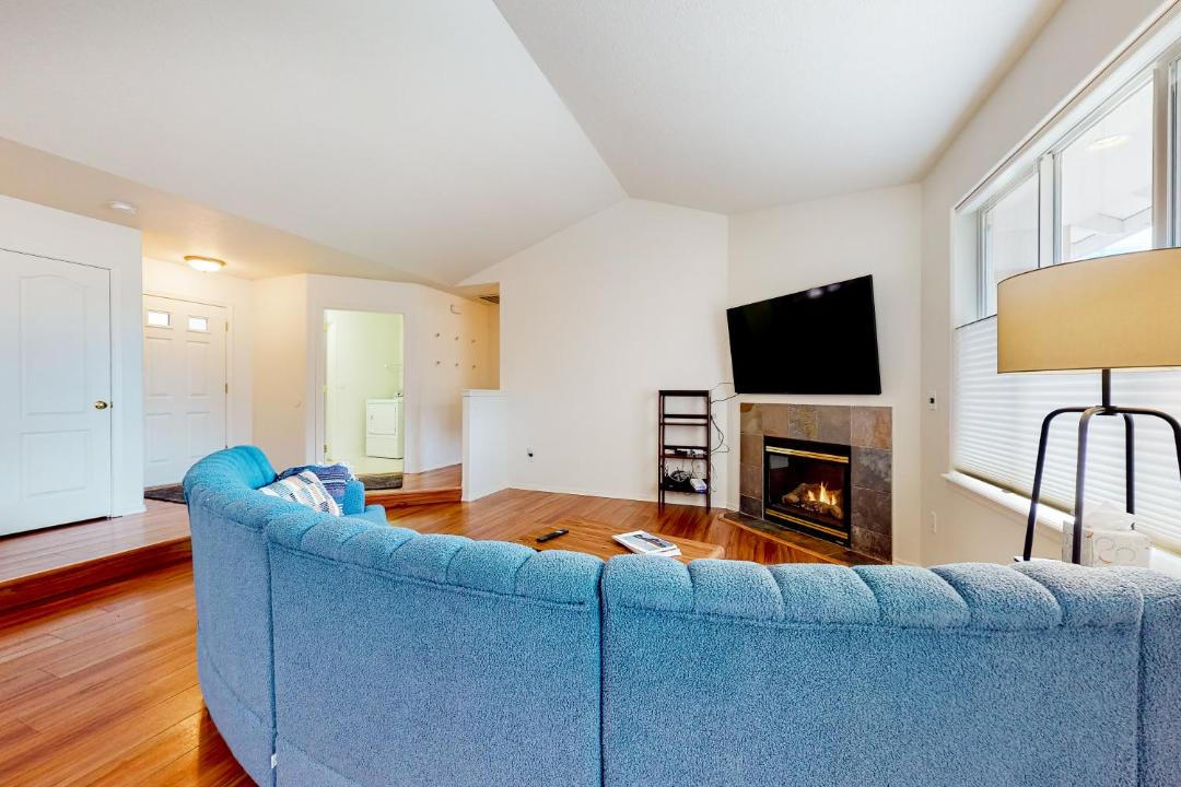 Photo of Livingroom in Redmond