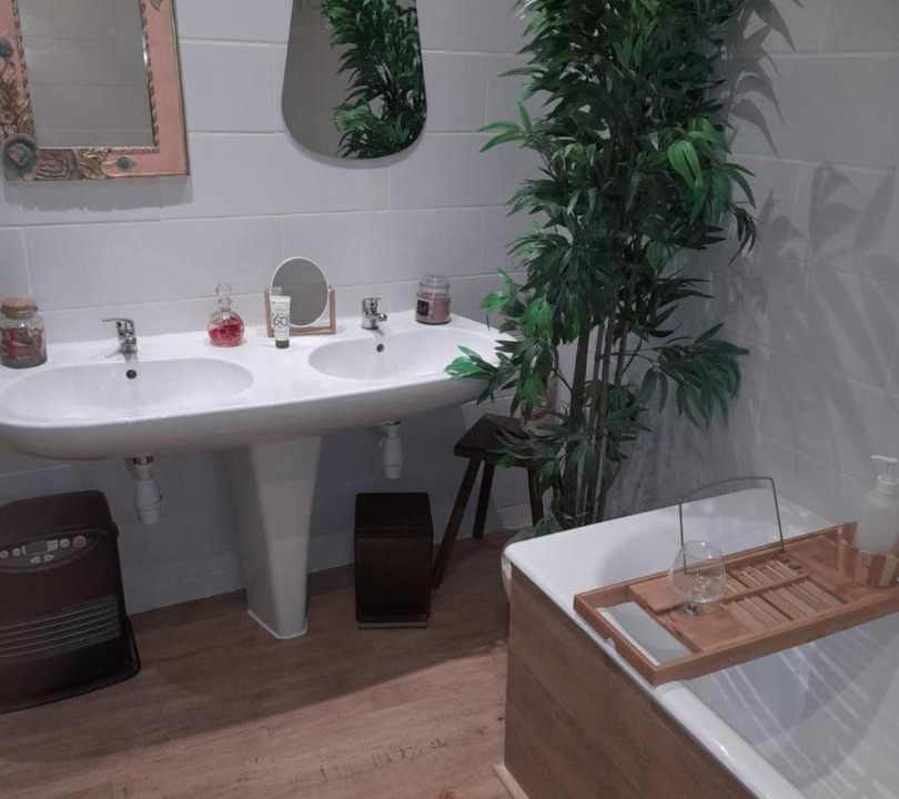 Photo of Bathroom in Saint-Germain-les-Arlay