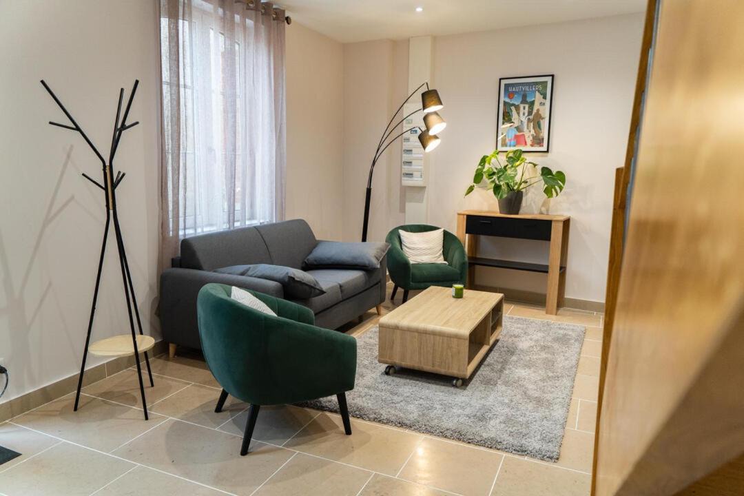 Photo of Others in Hautvillers