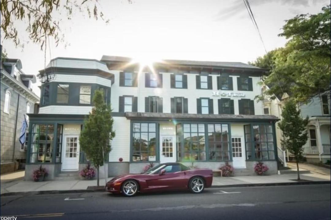 Photo of Others in Greenport