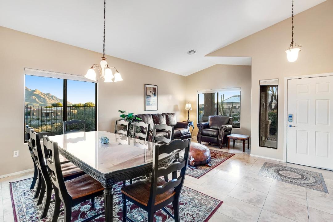 Photo of Livingroom in Tangerine Terrace