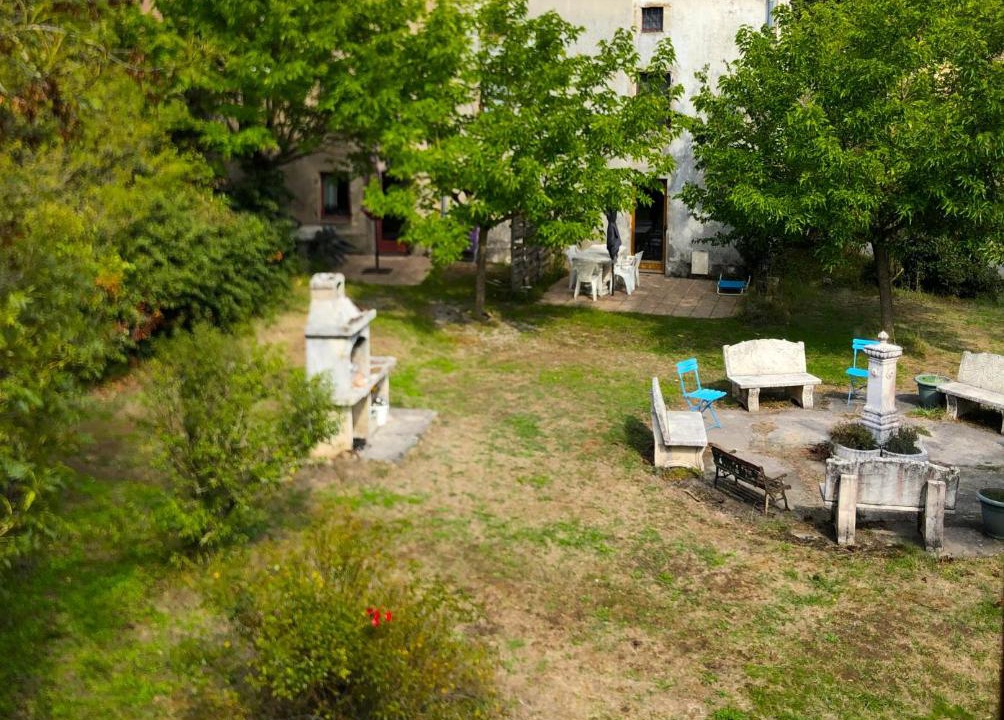 Photo of Others in Avene