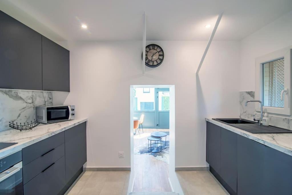 Photo of Kitchen in Le Chesnay