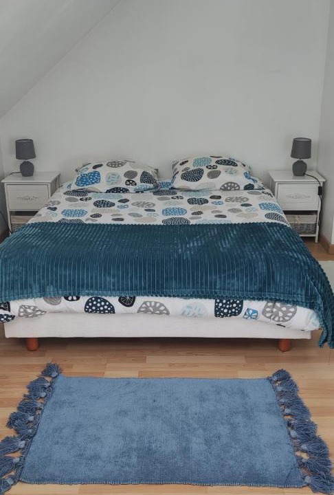 Photo of Others in Aigne