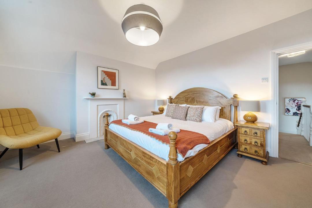 Photo of Bedroom in Windsor City Centre