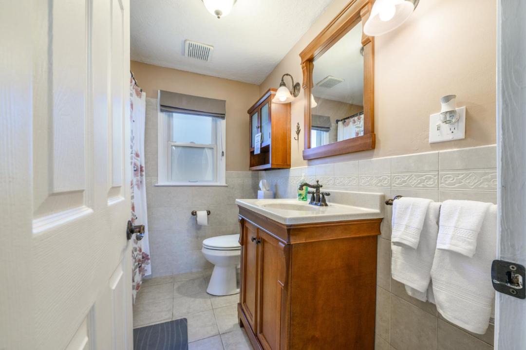 Photo of Bathroom in Morgan Point