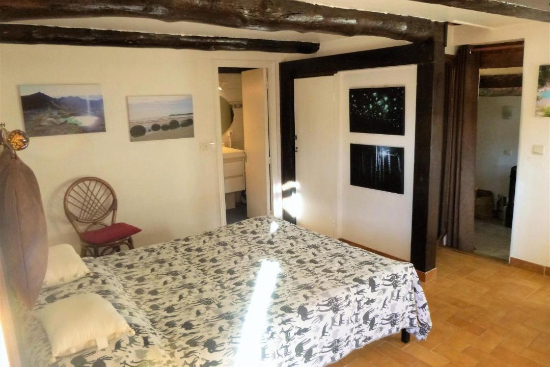 Photo of Bedroom in Roquebilliere