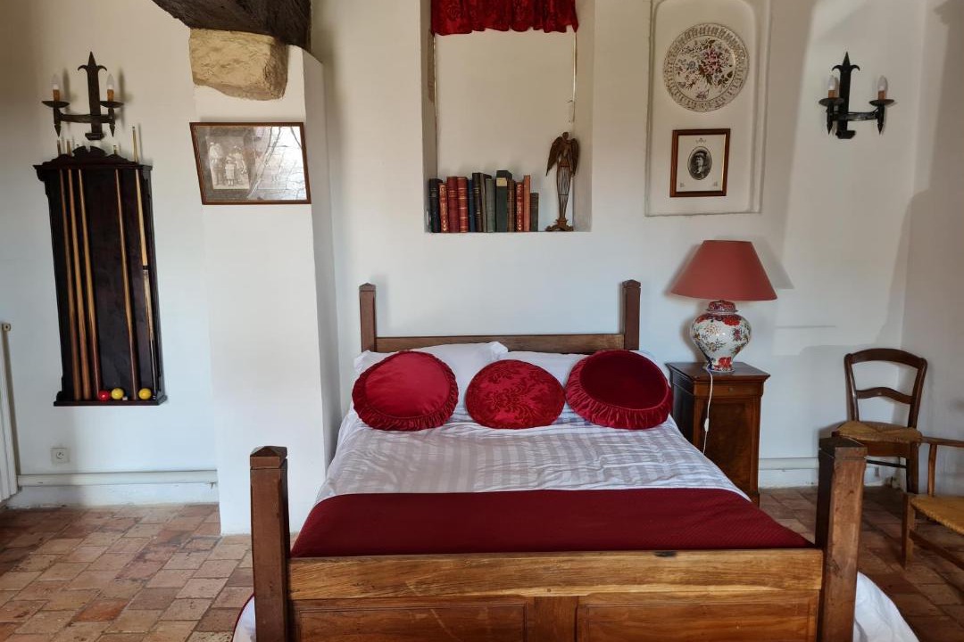 Photo of Bedroom in Roeze-sur-Sarthe