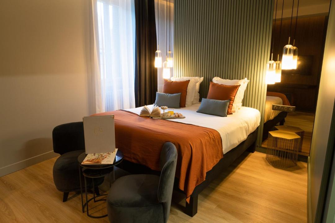 Photo of Others in Corps