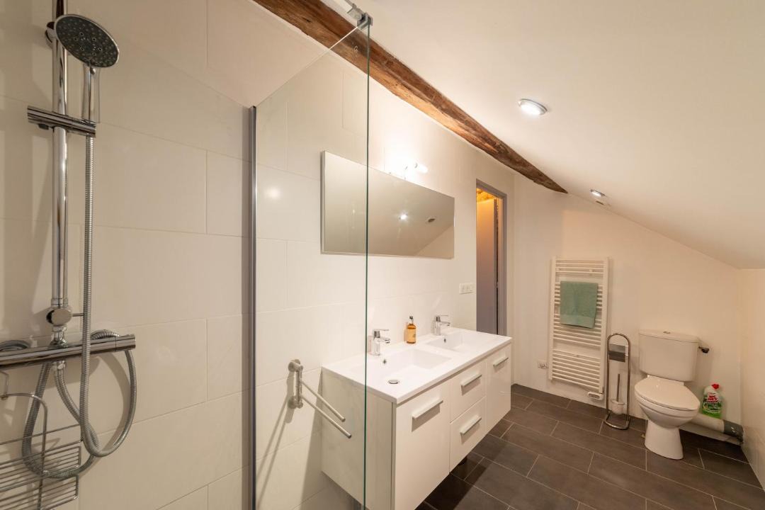 Photo of Others in Fongrave