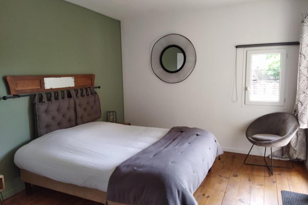 Photo of Bedroom in Le Somail