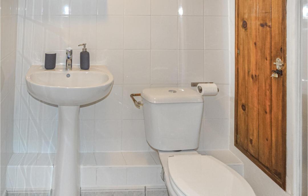 Photo of Bathroom in Fontevraud-l'Abbaye
