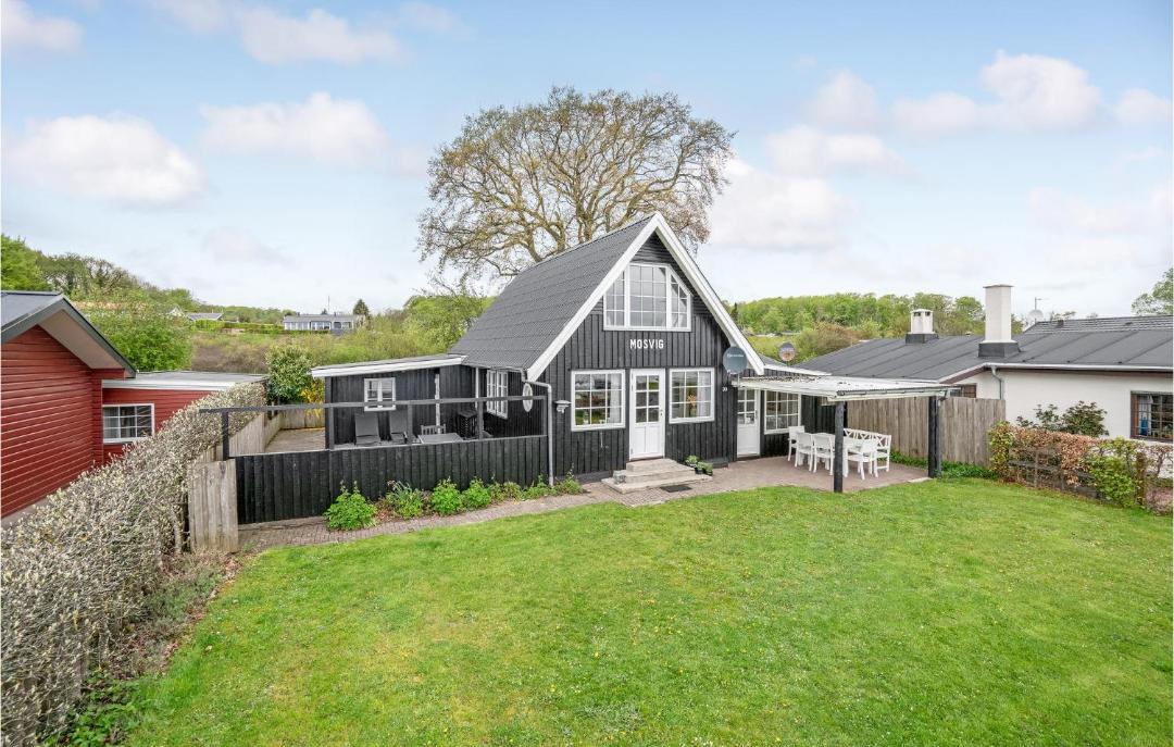 Photo of Others in Bjert