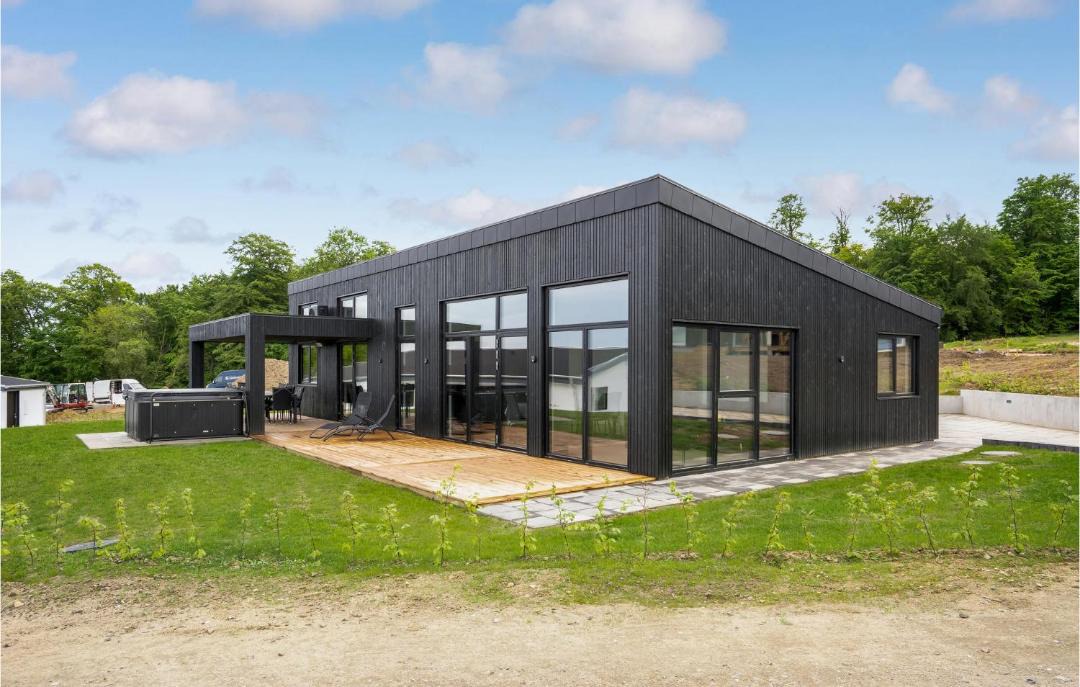 Photo of Others in Sjølund