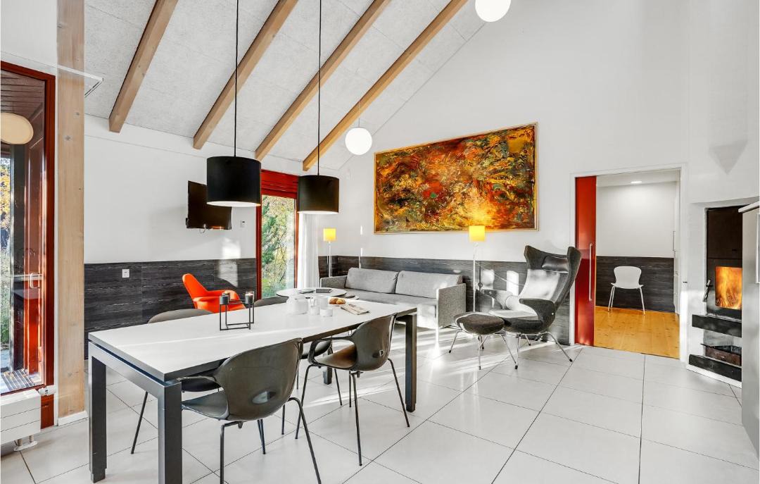 Photo of Others in Grena Strand