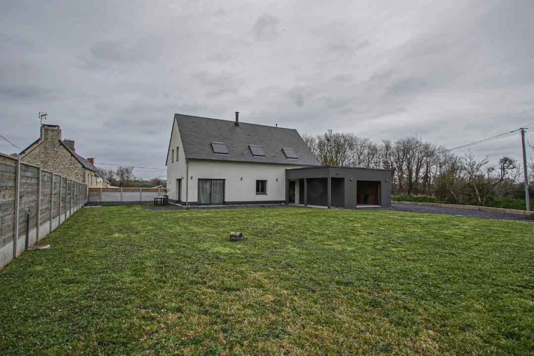 Photo of Others in Englesqueville-la-Percee