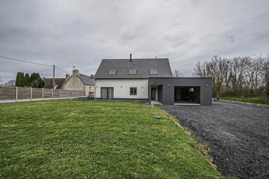 Photo of Others in Englesqueville-la-Percee