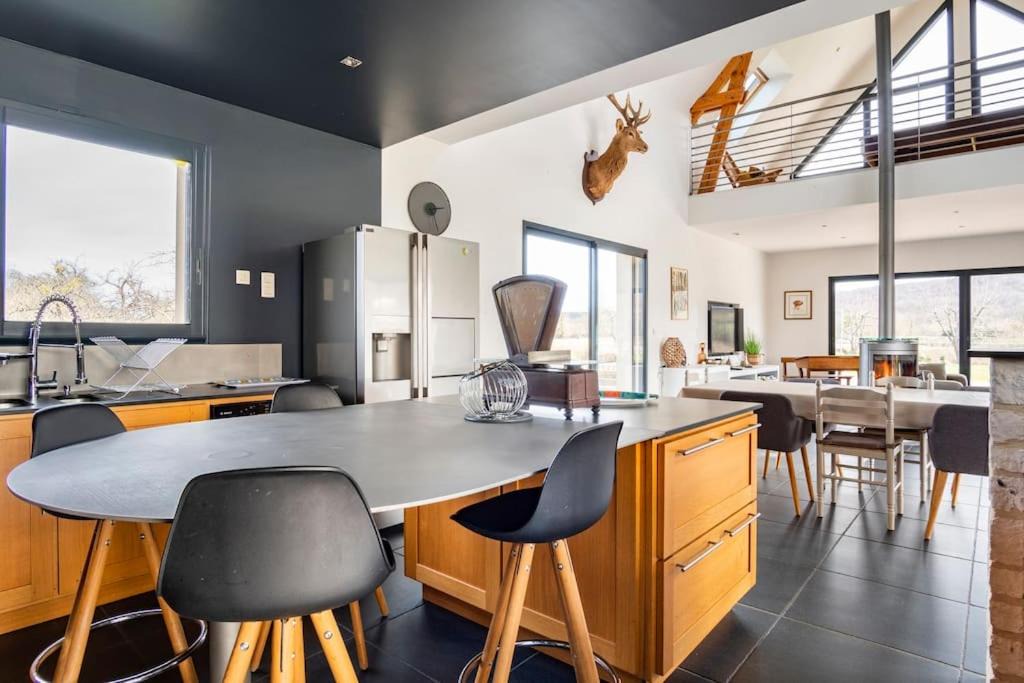 Photo of Others in Le Mesnil-sous-Jumieges