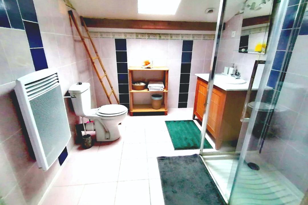 Photo of Bathroom in Lagorce