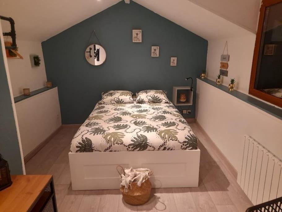 Photo of Bedroom in Moulineaux