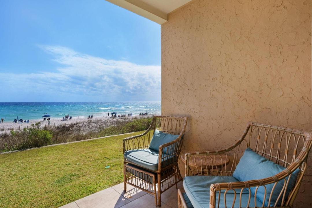 Photo of Patio Balcony in Crystal Beach