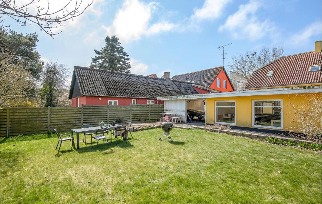Photo of Others in Østermarie