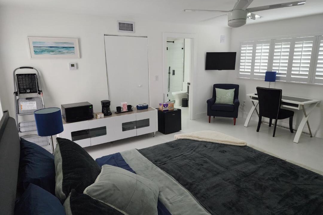 Photo of Others in Wilton Manors