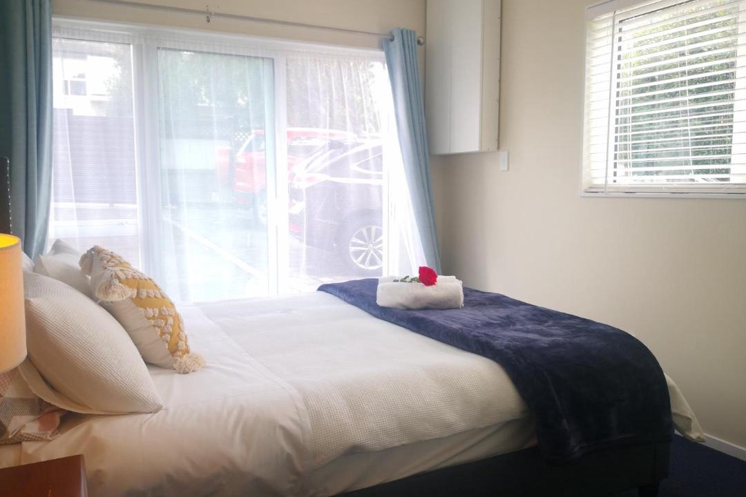 Photo of Others in Mairangi Bay