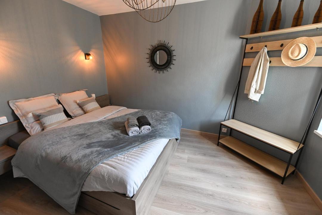 Photo of Others in Moussy