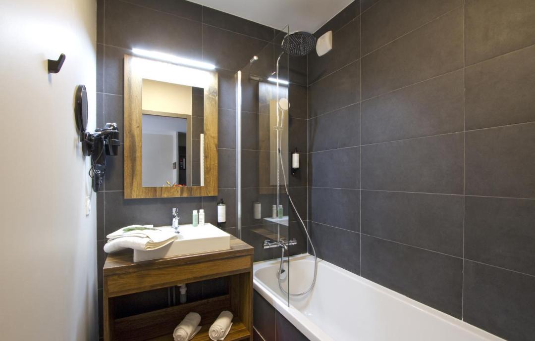 Photo of Bathroom in Eclose-Est